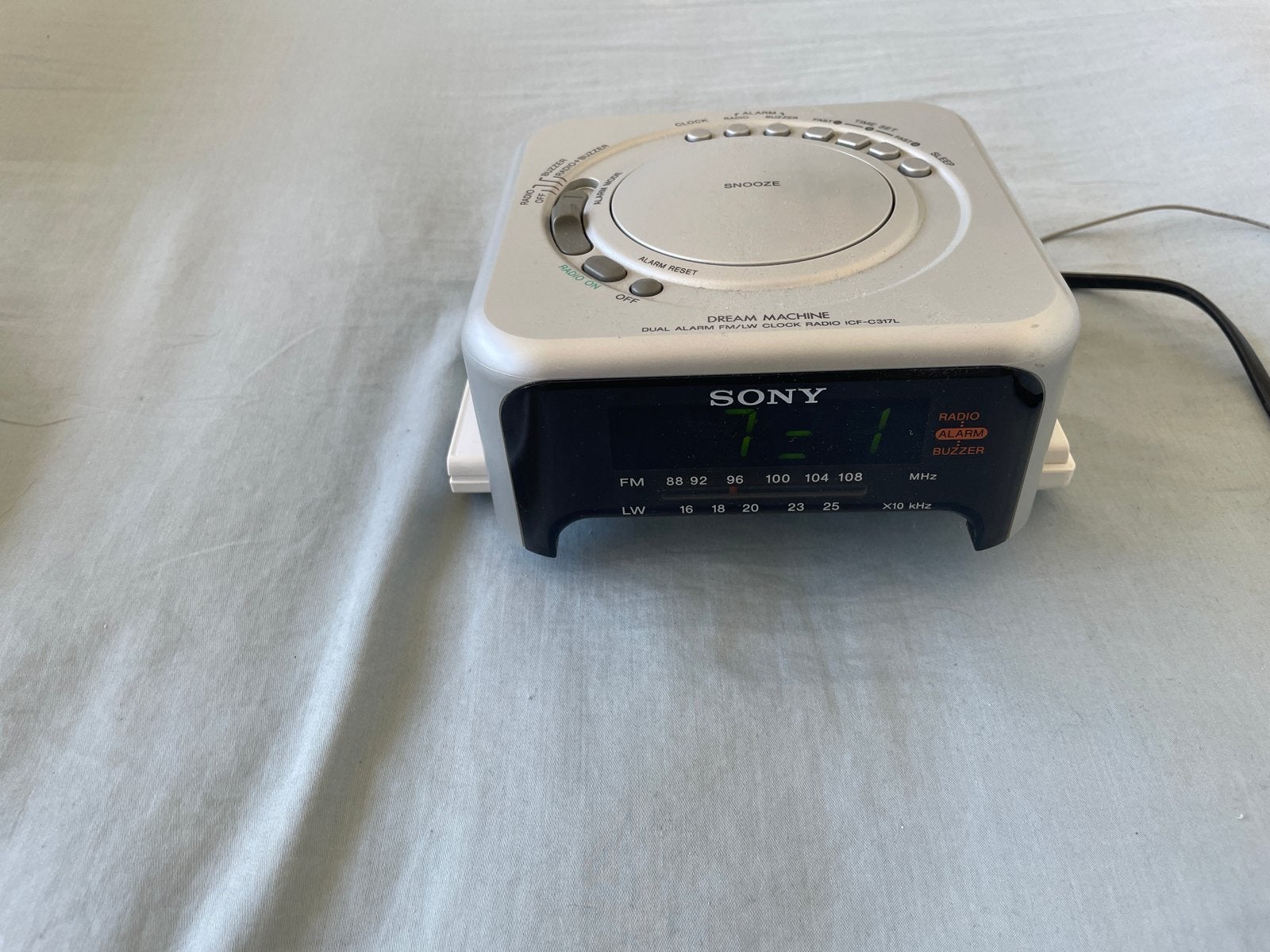 Sony Dream Machine ICF-C317L Wekkerradio, Ophalen of Verzenden, Gebruikt, Radio