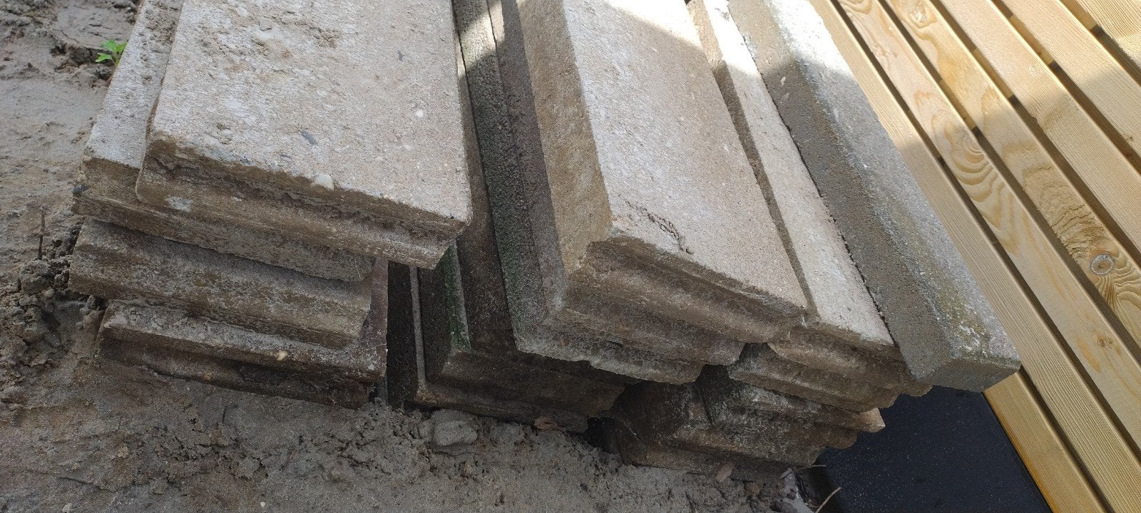 Beton bandjes 100x20x6 cm - 13 stuks (gratis af te halen), Tuin en Terras, Tegels en Klinkers, Ophalen, Beton, Minder dan 5 m²