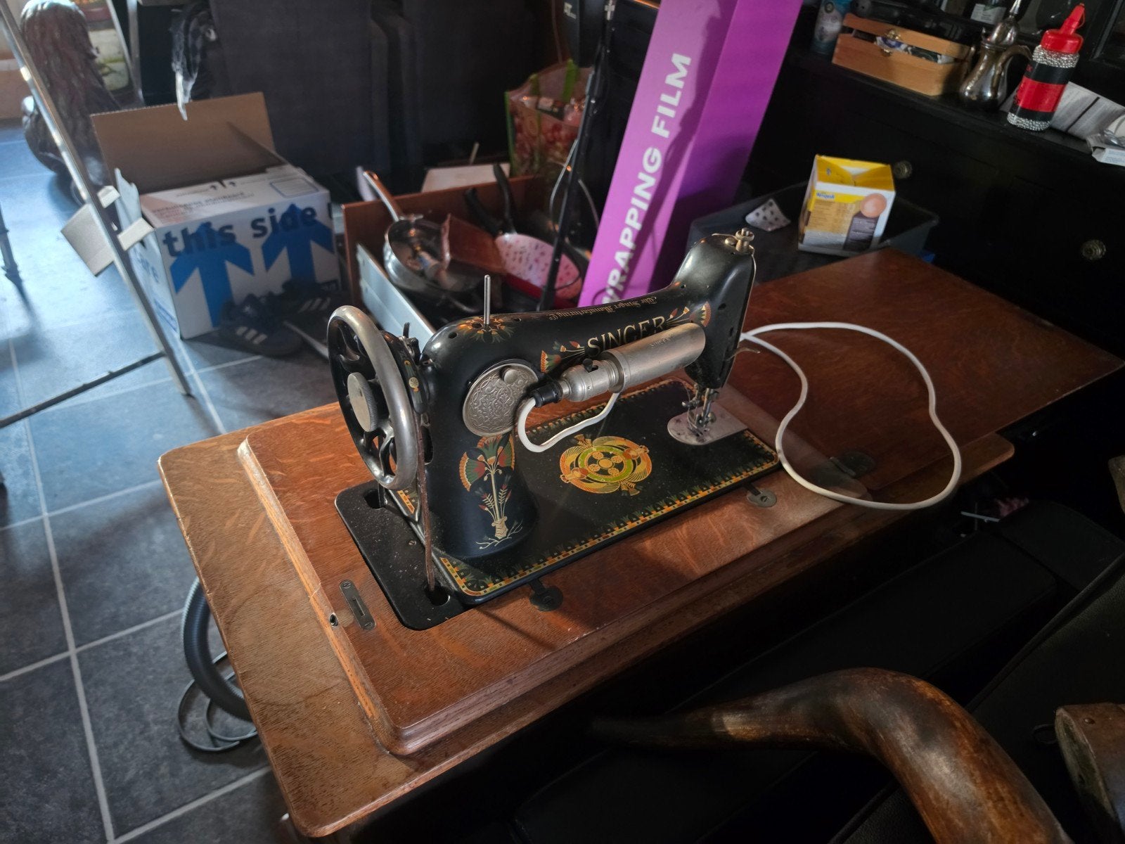 Antieke Singer Naaimachine met Houten Kast, Ophalen