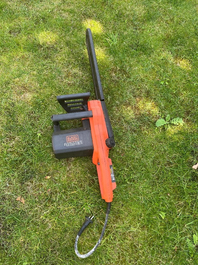 Black+Decker Elektrische Kettingzaag met Snoer, Ophalen, Gebruikt, Kettingzaag, Black & Decker