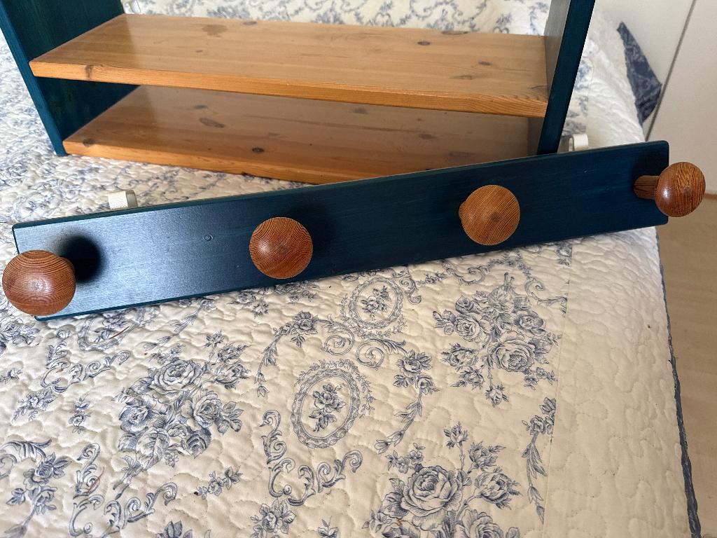 Kapstokje met grote knoppen., Huis en Inrichting, Gebruikt, Minder dan 100 cm, Hout, Ophalen
