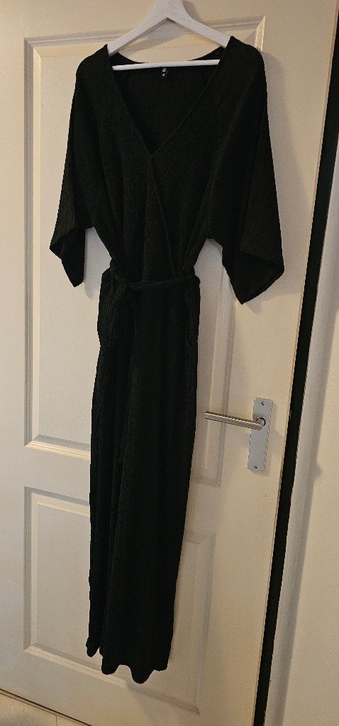 Zwarte jumpsuit van de Hema, maat M., Kleding | Dames, Jumpsuits, Maat 38/40 (M), Zwart, Ophalen of Verzenden, Zo goed als nieuw