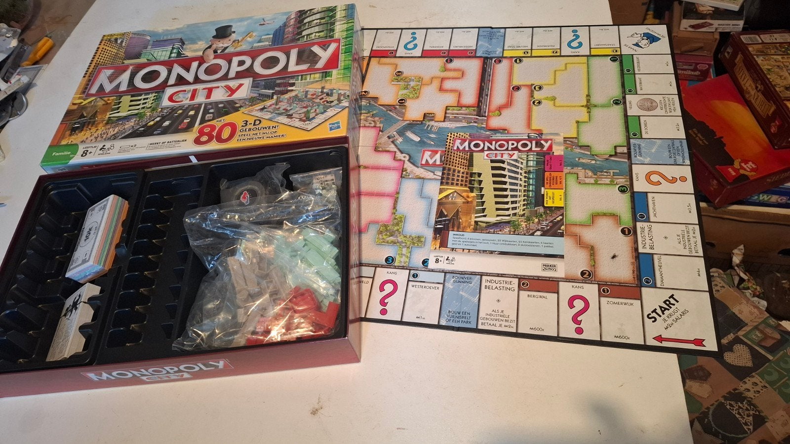 Monopoly city, Hobby en Vrije tijd, Gezelschapsspellen | Bordspellen, Vijf spelers of meer, Ophalen of Verzenden, Zo goed als nieuw