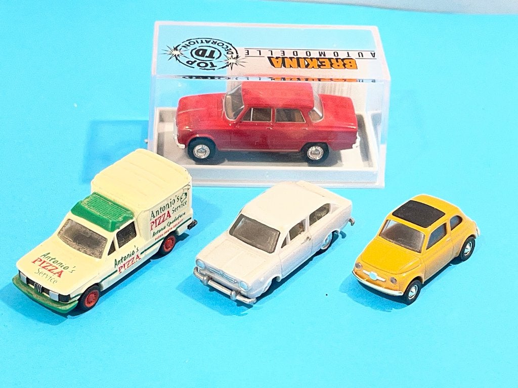 4 Modelauto's met als thema Italië, Overige merken, Gebruikt, Gelijkstroom of Wisselstroom, Overige typen