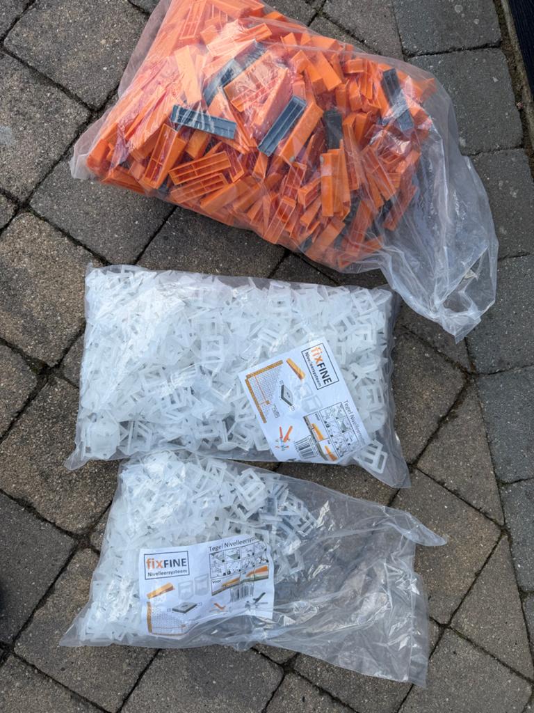 Tegel Nivelleersysteem - FixFINE (clips en keggen), Overige materialen, Overige typen, Nieuw, Ophalen of Verzenden