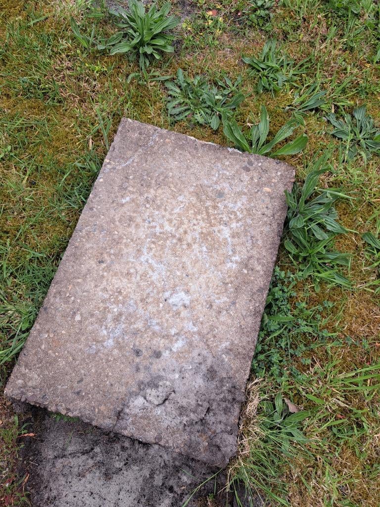 54 betontegels 40x60 cm, deels grindtegels, Ophalen, Gebruikt, 10 m² of meer, Beton