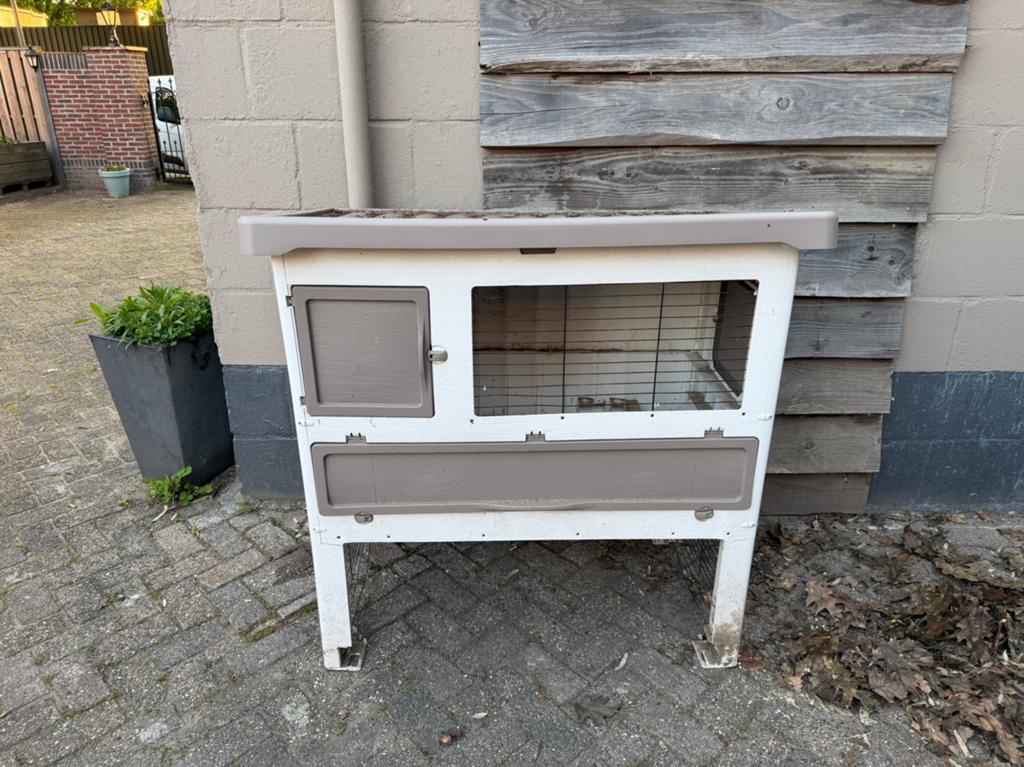 Konijnenhok te koop – €25, Dieren en Toebehoren, 110 cm of meer, Ophalen of Verzenden, Zo goed als nieuw, 90 cm of meer