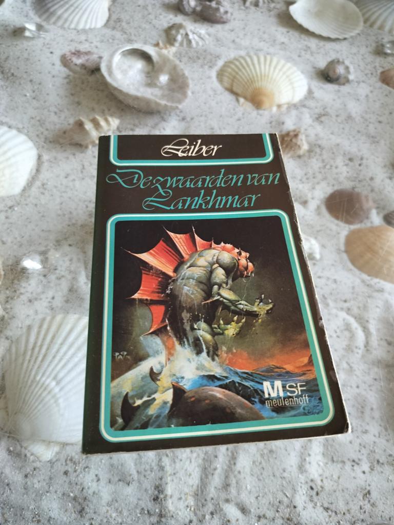 Fritz Leiber - De zwaarden van Lankhmar, Boeken, Science fiction, Ophalen of Verzenden, Gelezen