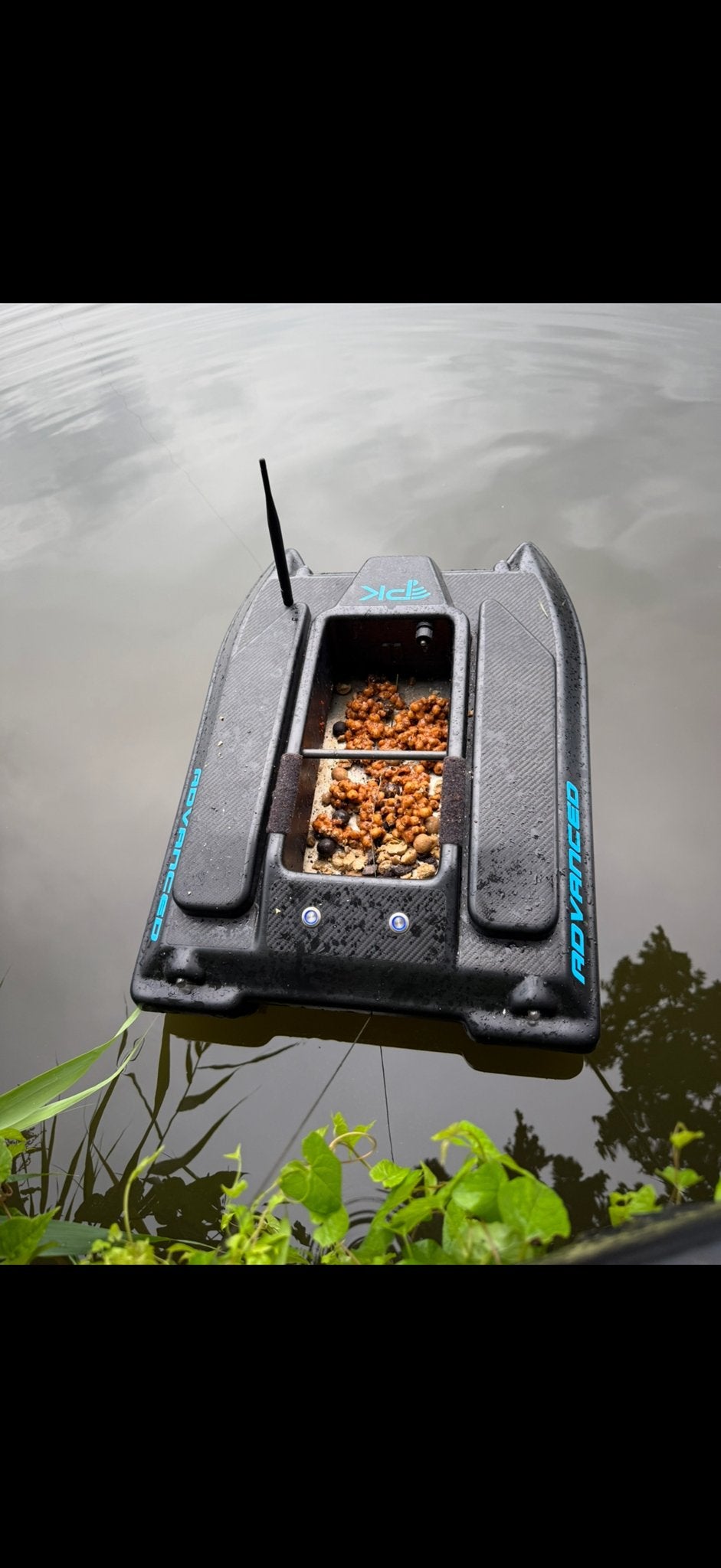 PK voerboot met Raymarine Dragonfly 5 Pro en accessoires, Watersport en Boten, Ophalen, Gebruikt, Overige typen
