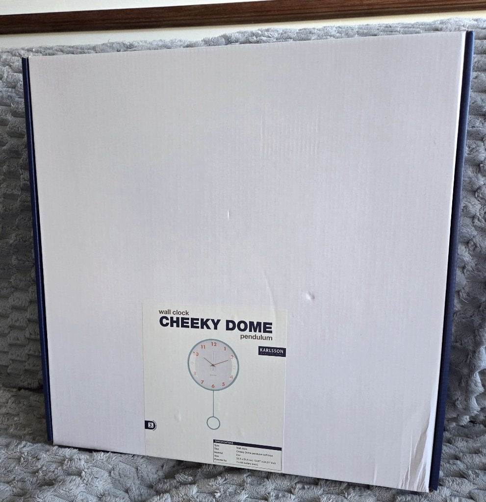 Karlsson Wandklok Cheeky Dome - Zachtblauw - 7.1x35.5x61.5cm, Ophalen, Wandklok, Analoog, Zo goed als nieuw