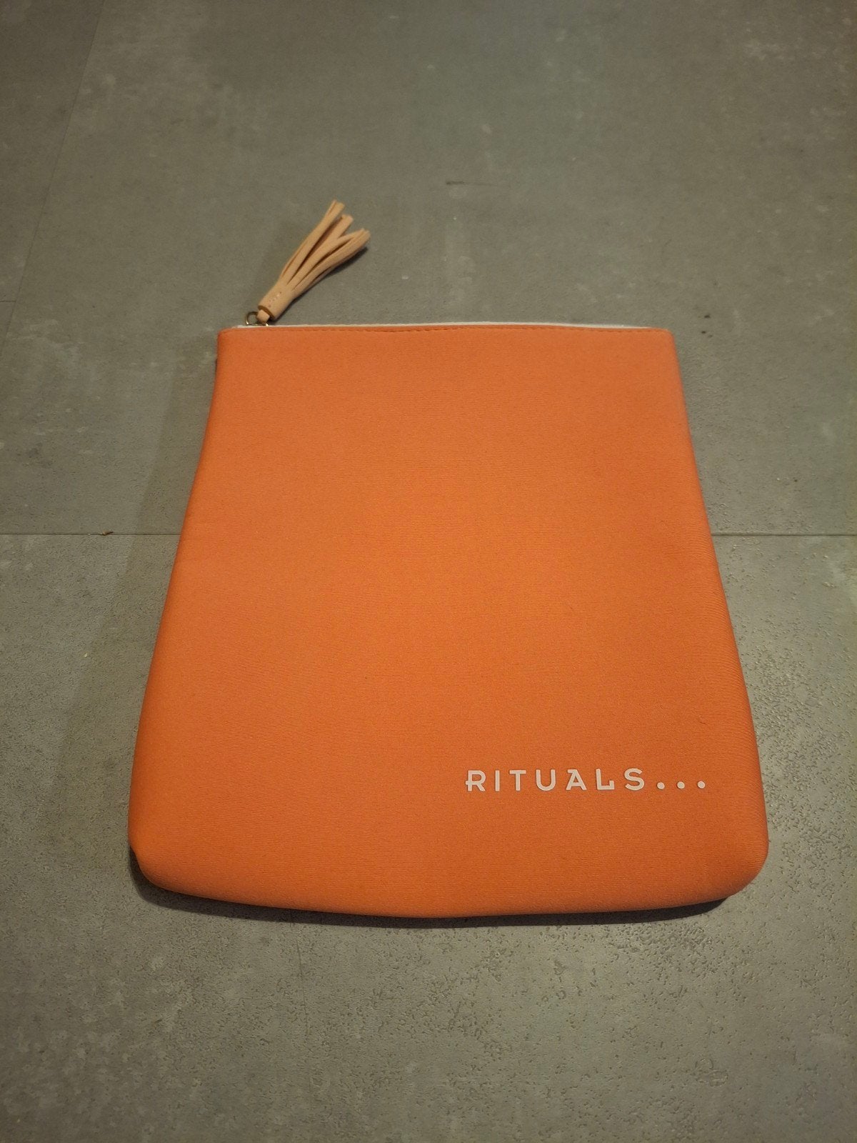 Rituals toilettasje - Oranje met kwastje, Ophalen of Verzenden, Nieuw, Dame