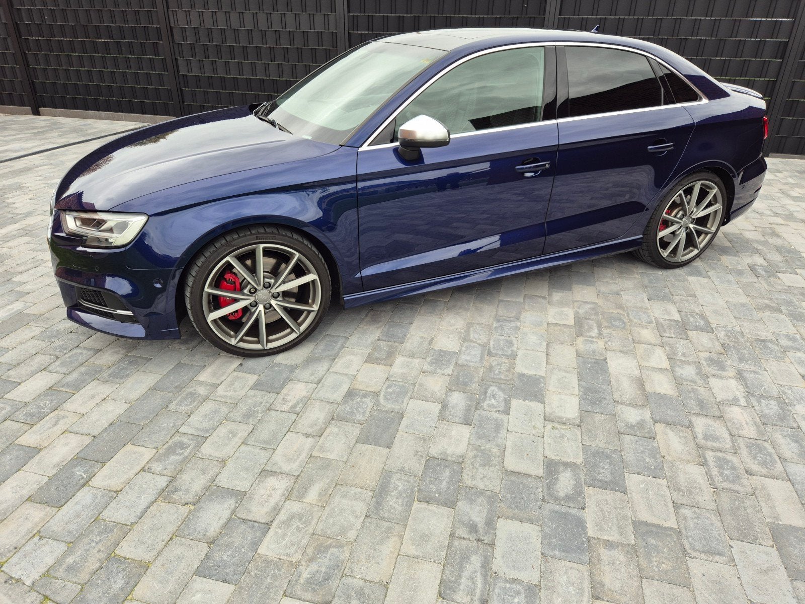 Prachtige Audi S3 Limousine (310 pk). Navarrablauw Metallic, Automaat, Dealer onderhouden, 15 km/l, 4 cilinders