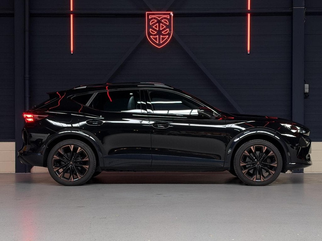 CUPRA Formentor 1.5 TSI e-Hybrid VZ Perf. |PANO|SENNH.|ACC|M, 4 cilinders, Formentor, Zwart, Leder