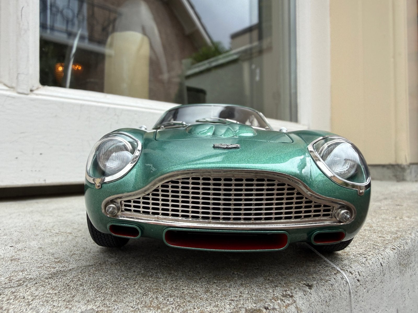 1:18 Aston Martin DB4 GT Zagato groen 1961 CMC M-132, Overige merken, Auto, Ophalen of Verzenden, Zo goed als nieuw
