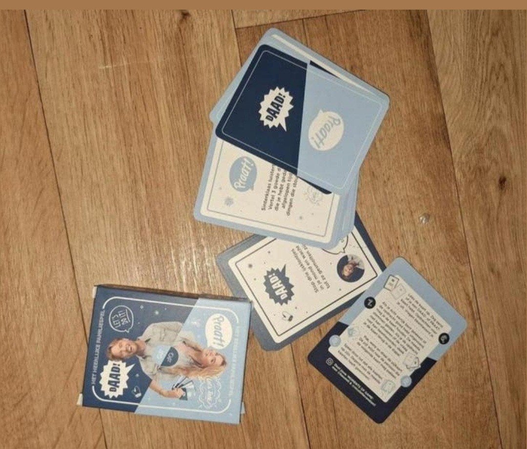 DAAD! Praat! Het Heerlijke Familiespel, Hobby en Vrije tijd, Gezelschapsspellen | Kaartspellen, Een of twee spelers, Ophalen of Verzenden
