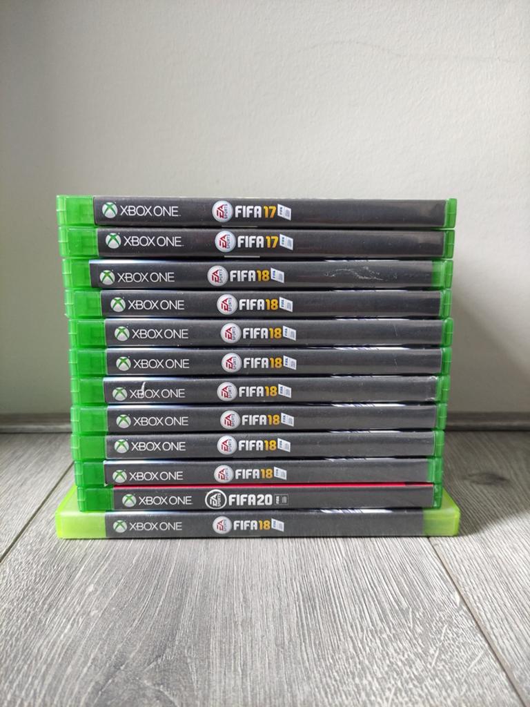 Partij fifa games xbox one, 12 stuks, Spelcomputers en Games, Games | Xbox One, Ophalen of Verzenden, Zo goed als nieuw, Sport