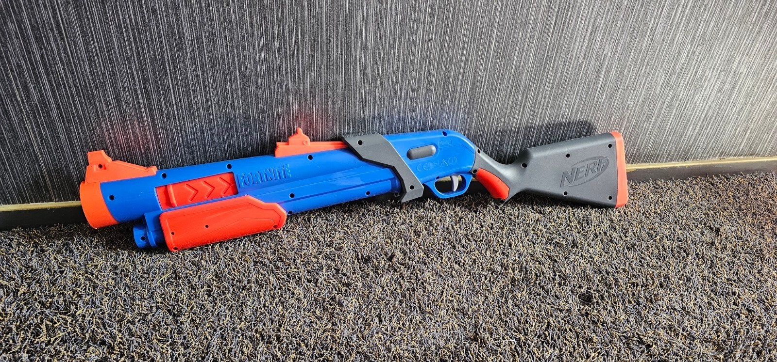 Nerf Fortnite Pump SG - Blauw/Oranje Shotgun, Ophalen of Verzenden, Zo goed als nieuw