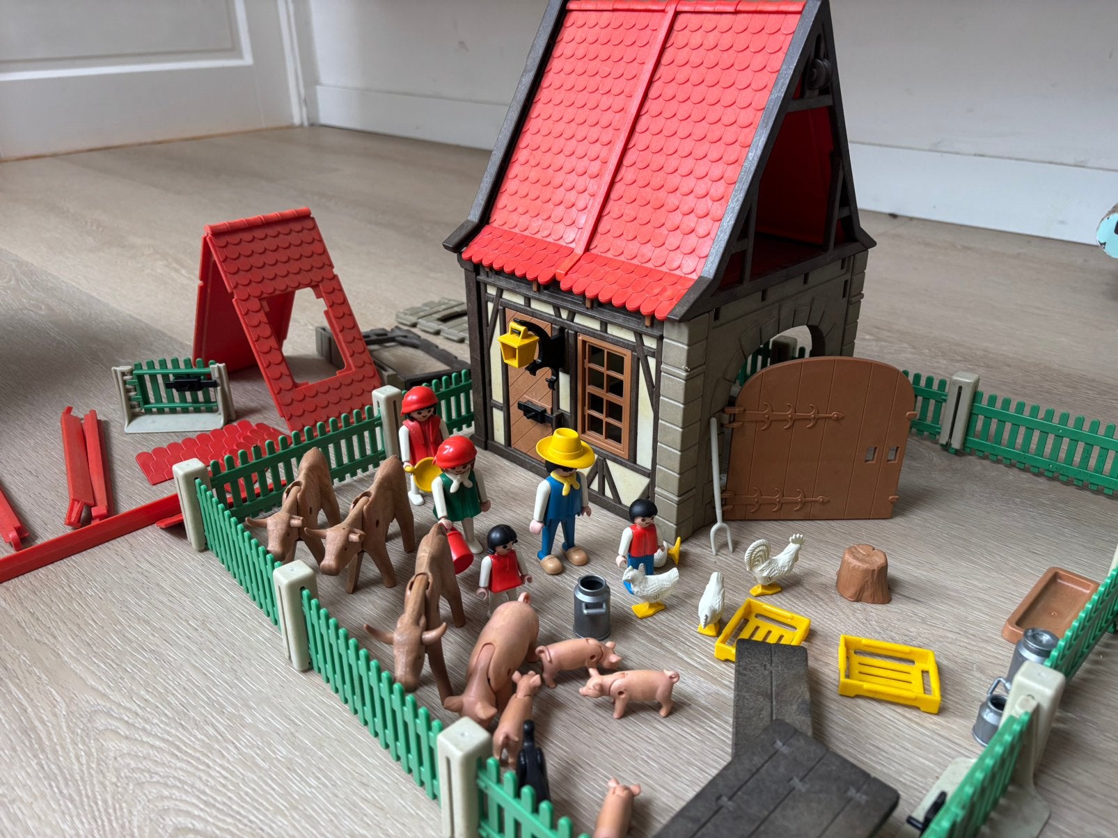 Playmobile boerderij 3556, vibtage uit 1985. Niet compleet, Ophalen of Verzenden, Gebruikt