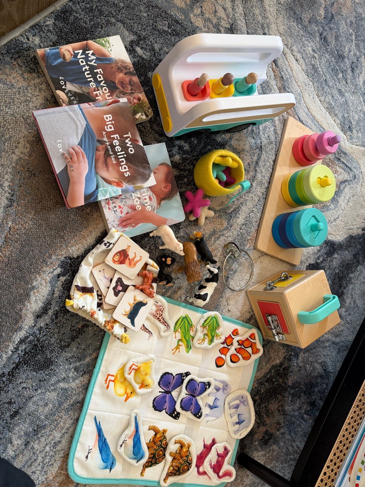 Lovevery Montessori speelgoedpakket (1-4 jaar), Ophalen of Verzenden, Zo goed als nieuw, Jongen of Meisje