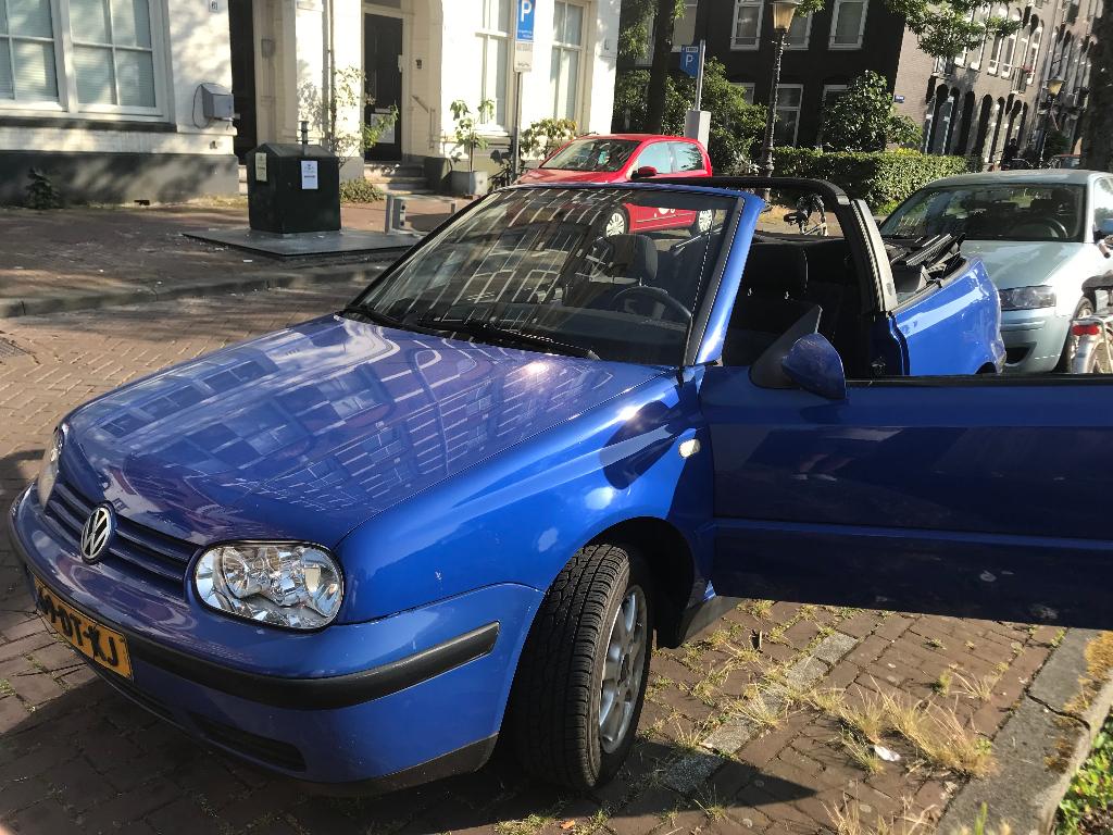 Volkswagen Golf 1.8 Cabriolet 2000 Blauw APK tot 23-6-2027, 74 pk, 4 cilinders, Cabriolet, 49 €/maand