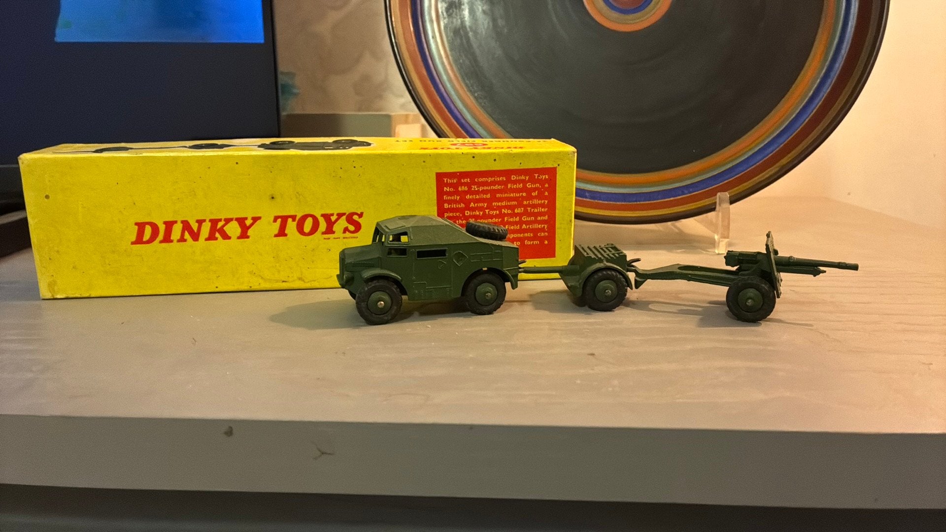 Armoured car fileld gun Dinky Toys MINT!, Ophalen of Verzenden, Nieuw, Overige typen