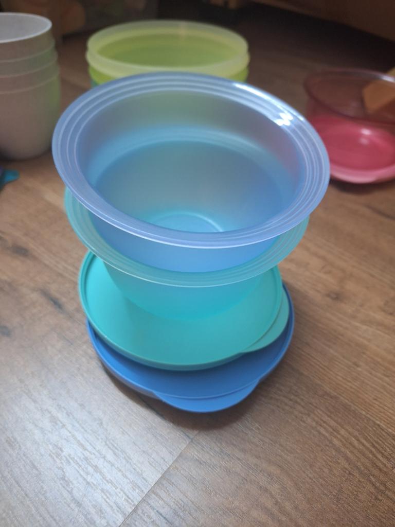 Tupperware opruiming - Diverse bakjes en kommen, Huis en Inrichting, Keuken | Tupperware, Ophalen of Verzenden, Gebruikt, Paars