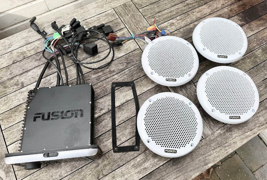 Fusion MS-AV755 audio set incl 4 speakers voor boot/camper, Watersport en Boten, Ophalen of Verzenden, Zo goed als nieuw, Overige typen