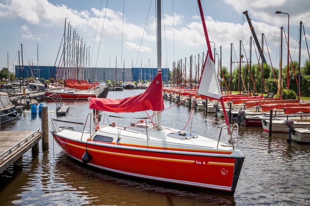 FOX 22 Occasions rechtstreeks van de werf! Direct leverbaar!, Ophalen, Gebruikt, Polyester, Benzine