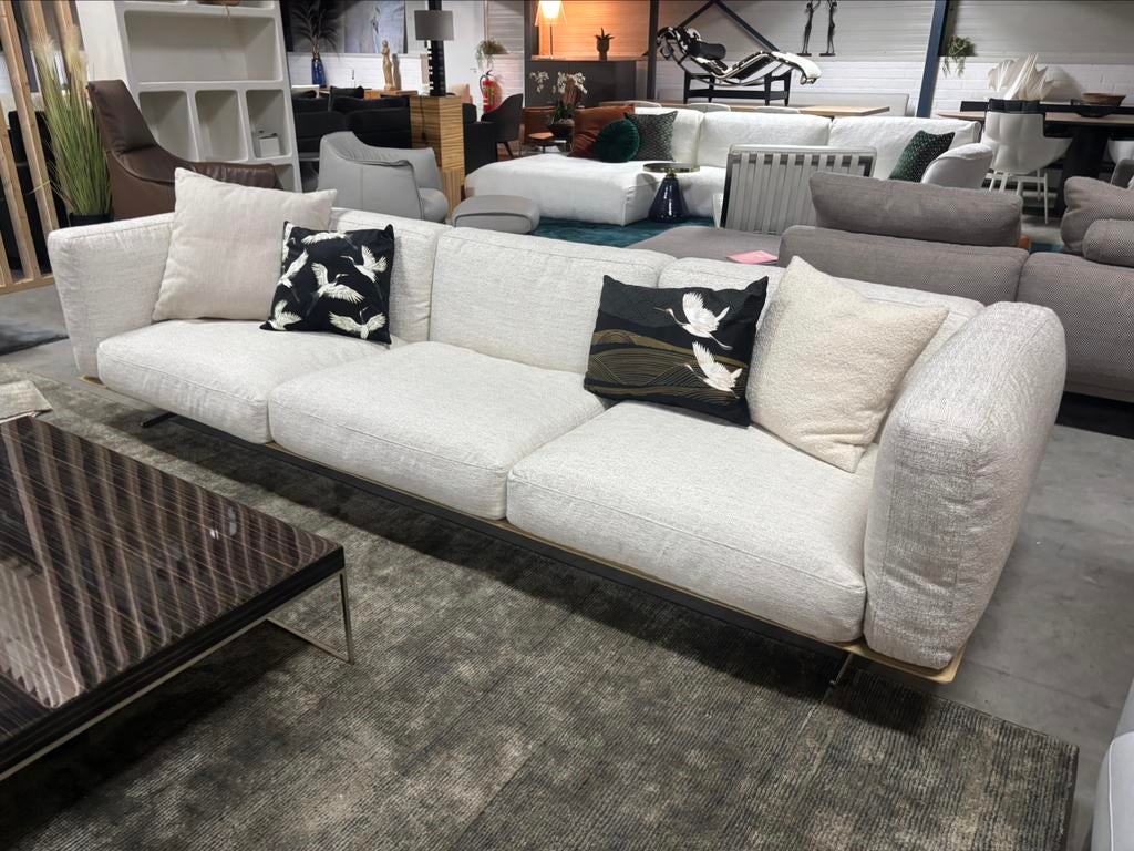 Flexform Softdream 95x300cm in stof Cat. Extra LP € 12.180,-, Leer, 300 cm of meer, 75 tot 100 cm, Ophalen of Verzenden