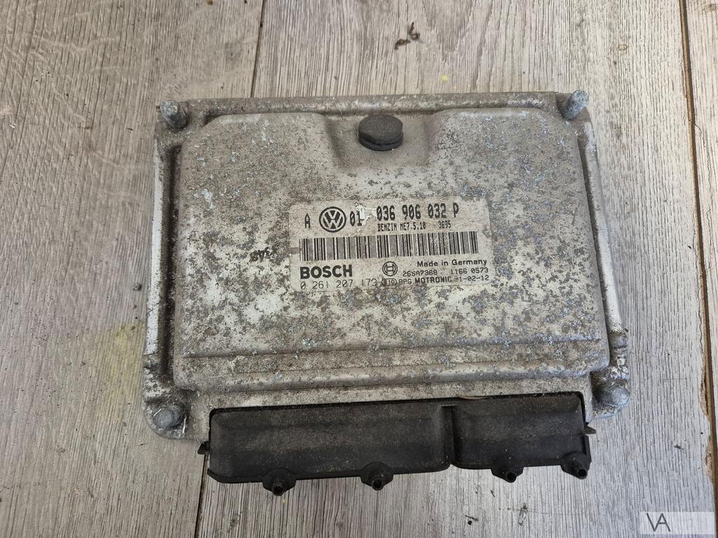 VW Golf 1.4 benzine ecu motorcomputer 036906032p code AXP, Auto-onderdelen, Gebruikt, -, Volkswagen, -