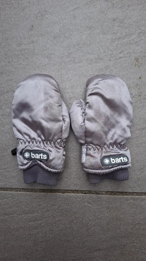 Handschoenen Barts maat 2 92-98 zilver 2 paar, Kinderen en Baby's, Kinderkleding | Mutsen, Sjaals en Handschoenen, Gebruikt, Jongen of Meisje