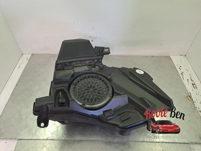 Subwoofer van een Audi A5, Auto-onderdelen, Elektronica en Kabels, Audi, Gebruikt, 3 maanden garantie, Ophalen of Verzenden