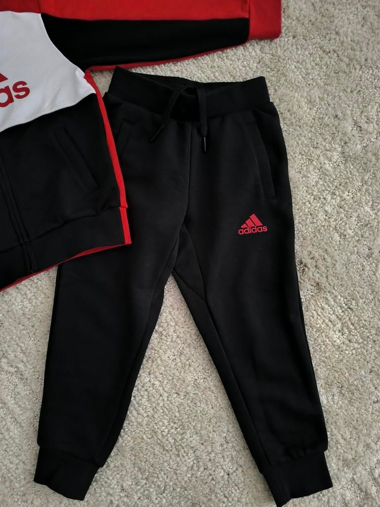 Nieuw Adidas trainingspak, Ophalen of Verzenden, Nieuw, Adidas, Jongetje of Meisje