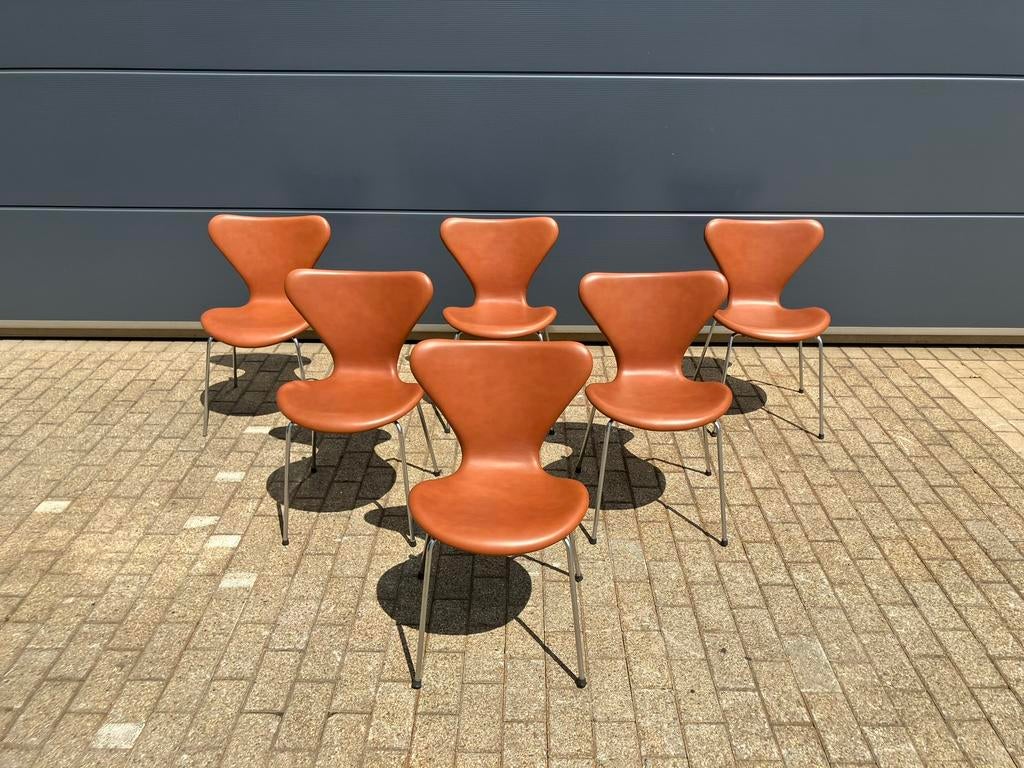 Fritz Hansen series 7 Vlinderstoelen A.Jacobsen NIEUWSTAAT!!, Ophalen of Verzenden, Knoll vitra togo møller sede artifort cassina b&b italia edra