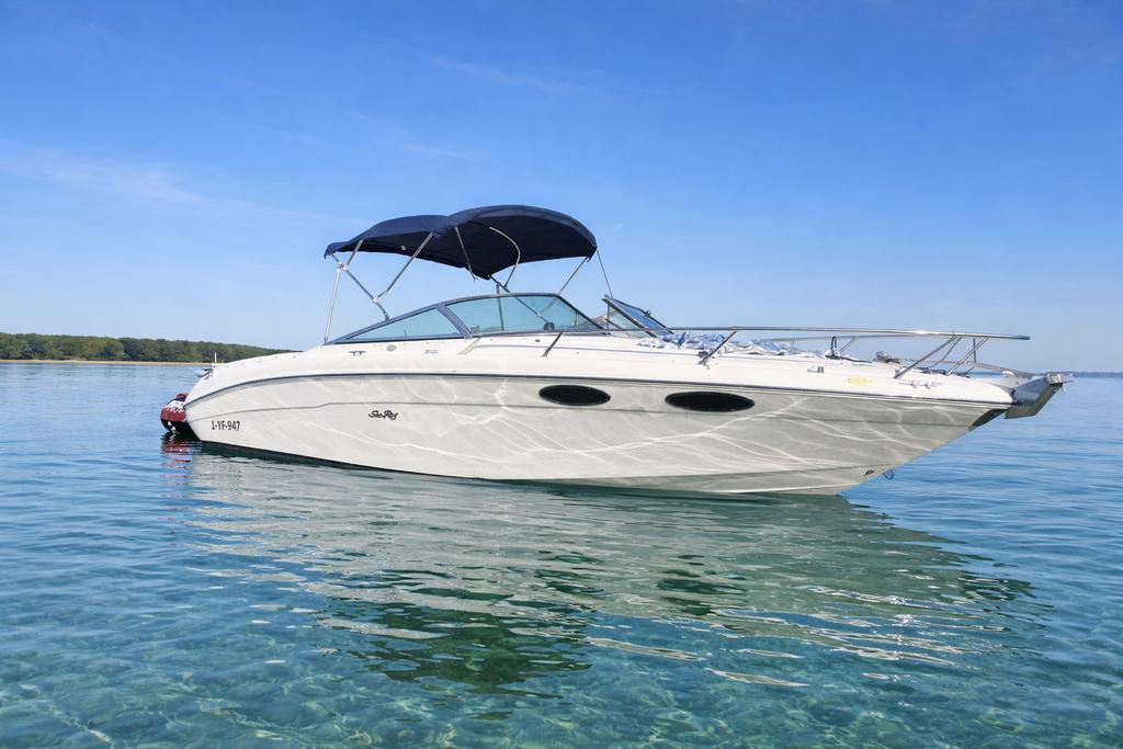 Prachtige Sea Ray 230 Weekender - 1998 - 23ft, Watersport en Boten, Speedboten, Ophalen, Binnenboordmotor, Zo goed als nieuw, 200 pk of meer