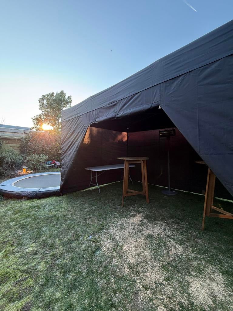 Te huur: Partytent 3x4,5m zwart - Apeldoorn - Feest Chique, Ophalen, Gebruikt, Overige