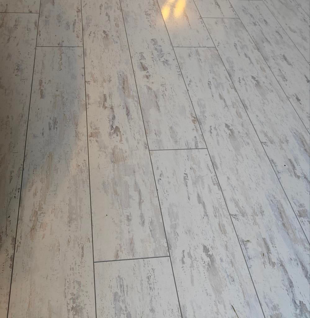6 pakken mooi nieuw laminaat, 11m2