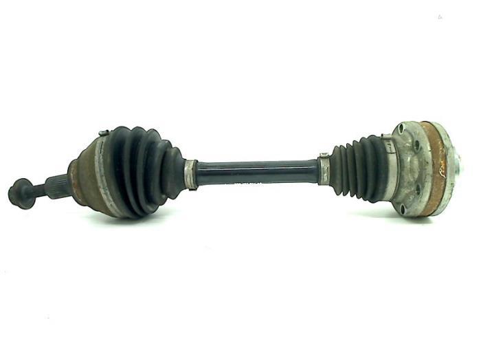 Aandrijfas links-voor van een Volkswagen Golf, Auto-onderdelen, Gebruikt, -, Volkswagen, -