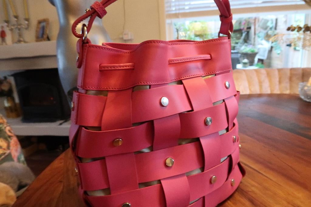 Roze Fuchsia nieuwe leren tas met los hengsel Vera Pelle, Sieraden, Tassen en Uiterlijk, Tassen | Damestassen, Ophalen of Verzenden