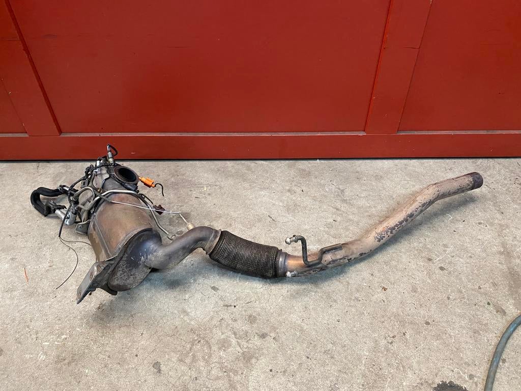 Roetfilter vw 1.6 tdi ondnr 1k0131723P bj 21-7-2009, Auto-onderdelen, Uitlaatsystemen, Ophalen of Verzenden, Gebruikt, Volkswagen