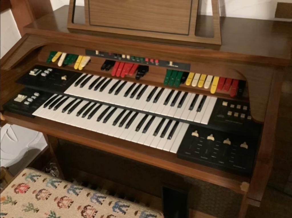 Eminent Unique 310, Ophalen, Zo goed als nieuw, 2 klavieren, Orgel