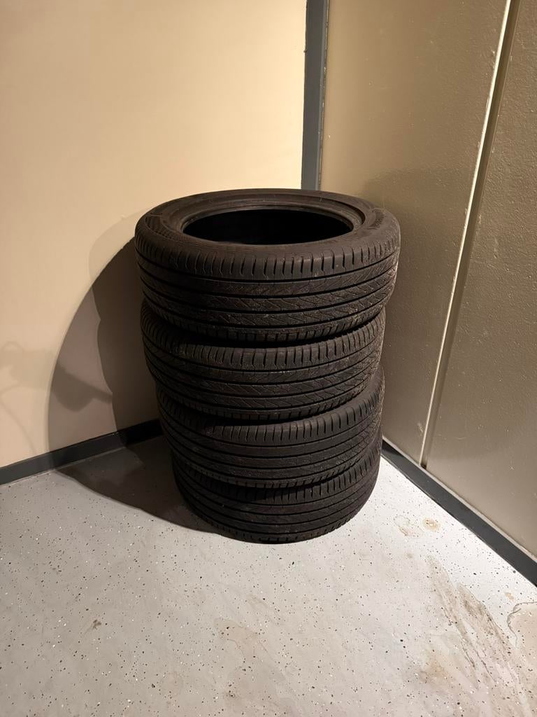 Zomerbanden 16 inch - Continental UltraContact, Auto-onderdelen, Banden en Velgen, Ophalen, Gebruikt, 16 inch, Band(en)