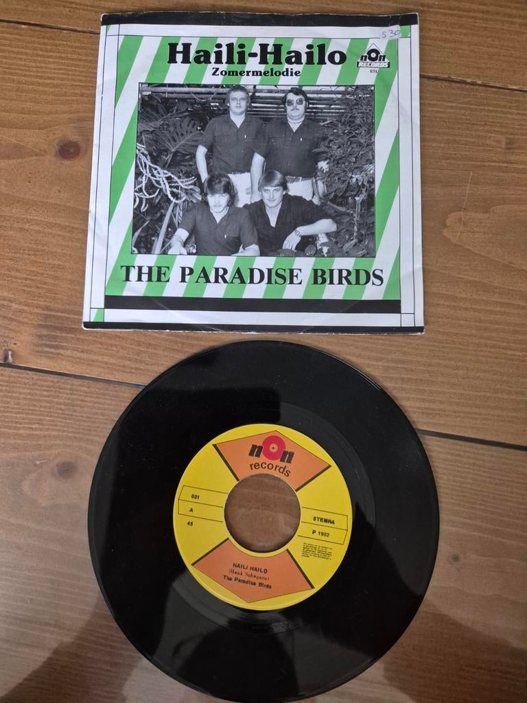 The paradise birds, Ophalen of Verzenden, Zo goed als nieuw, Overige formaten, Levenslied of Smartlap