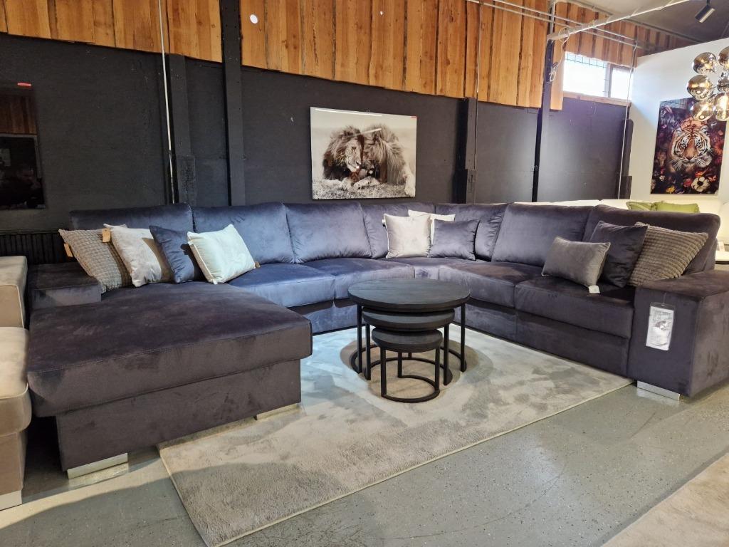 Voorraad ACTIE | Velvet Antraciet U bank |Showroom Utrecht, Huis en Inrichting, Banken | Bankstellen, Ophalen, Info@trendvortex.com