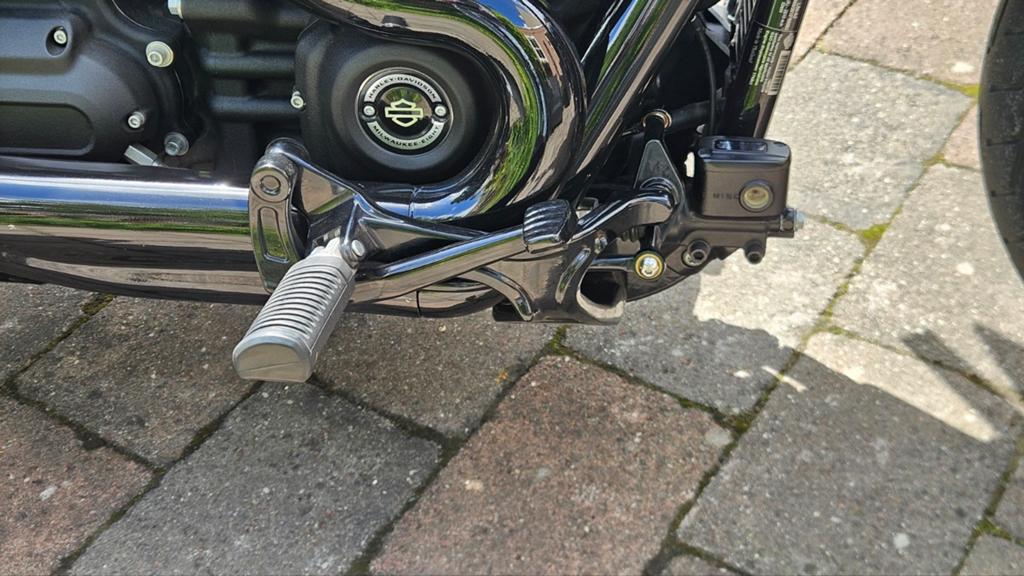 Mid Control set Harley Davidson Softail M8  2018 up, Ophalen of Verzenden, Gebruikt