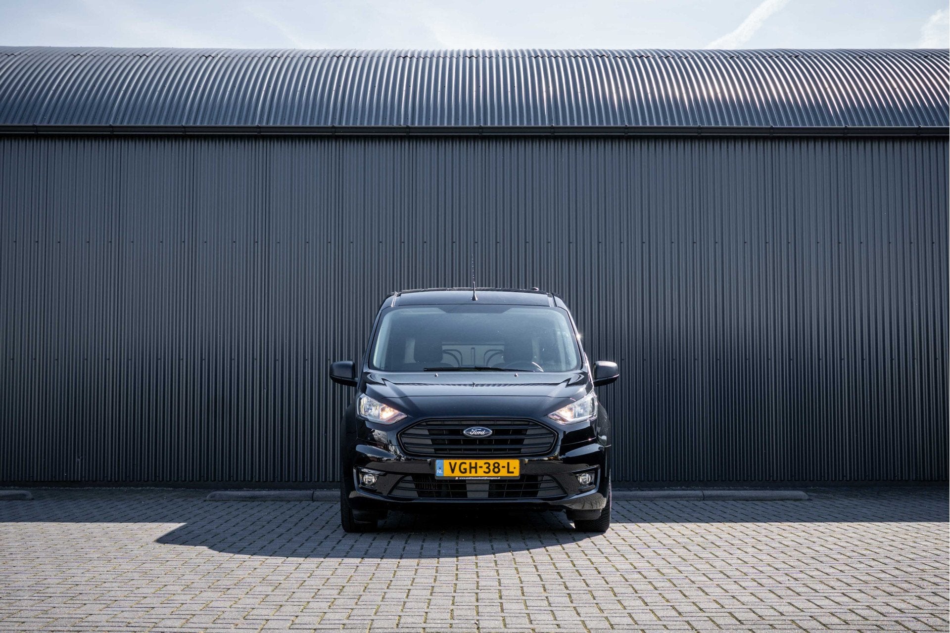 Ford Transit Connect 1.0 EcoBoost | Benzine | Climatronic |, Auto's, Voorwielaandrijving, Gebruikt, Zwart, Bedrijf