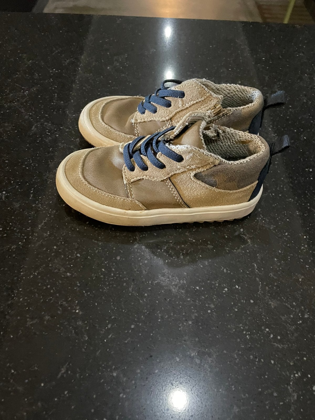 Sneakers Camel leer met d blauw maat 24, Schoentjes, Ophalen of Verzenden, Zo goed als nieuw, Jongetje