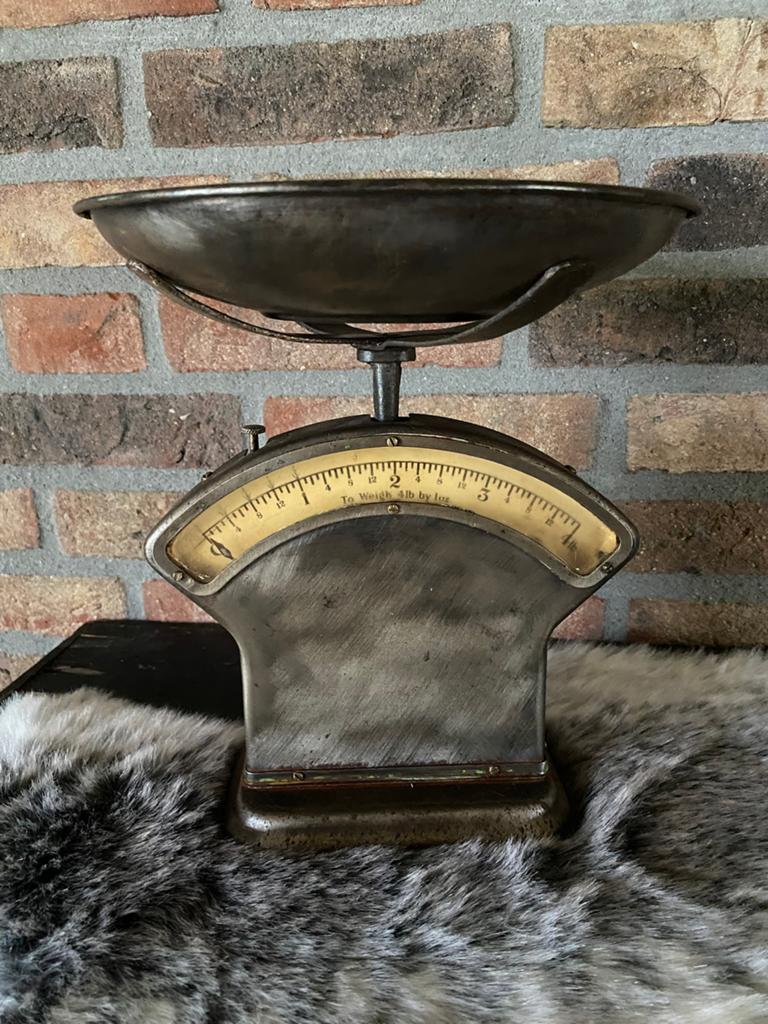 Brocante oude metalen post weegschaal, Antiek en Kunst, Ophalen of Verzenden