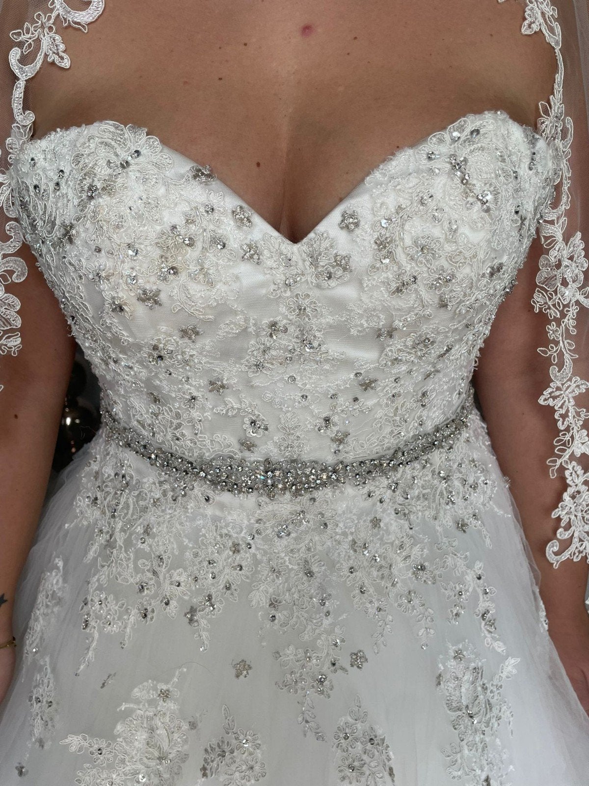 Morilee bruidsjurk compleet, Kleding | Dames, Trouwkleding en Trouwaccessoires, Ophalen, Zo goed als nieuw, Wit, Trouwjurk