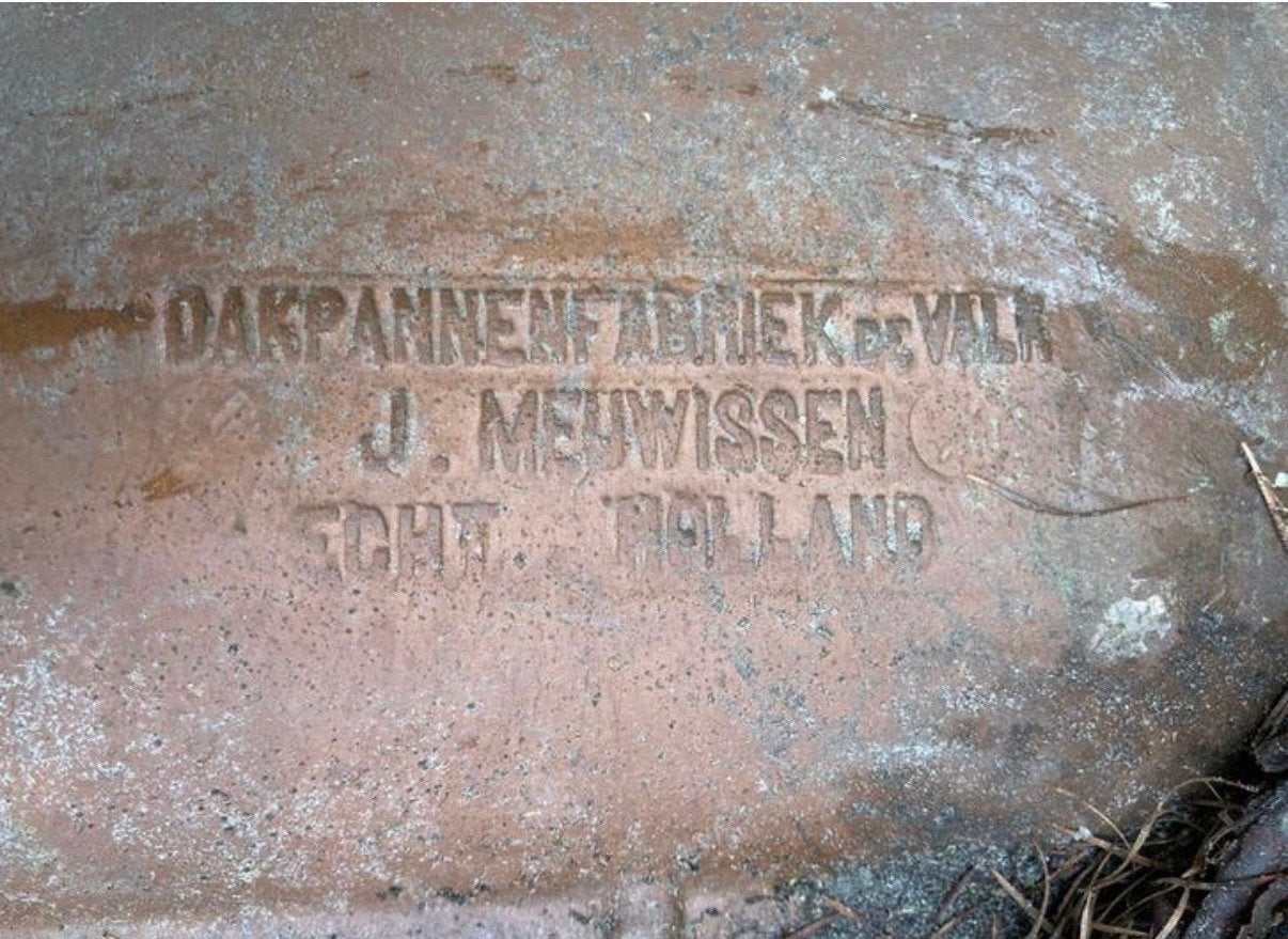 Gebruikte Dakpannen De Valk J. Meeuwissen Echt Holland, Gebruikt, Steen of Klei, Ophalen of Verzenden, 15 m² of meer